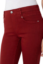 Load image into Gallery viewer, Liverpool Gia Glider Skinny - 30"