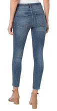 Load image into Gallery viewer, Liverpool Gia Glider Ankle Skinny with Cut Hem