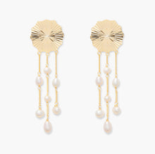 Load image into Gallery viewer, Gorjana Alice Pearl Earrings