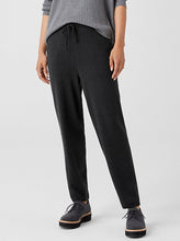 Load image into Gallery viewer, Eileen Fisher Tapered Pant
